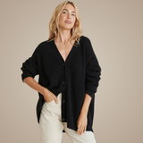 Gabriella – Women's oversized cardigan made of soft knitwear