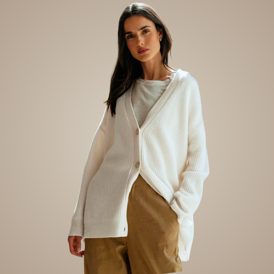 Gabriella – Women's oversized cardigan made of soft knitwear
