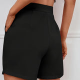 Marieke – Comfy high-waisted loose shorts