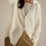 Gabriella – Women's oversized cardigan made of soft knitwear