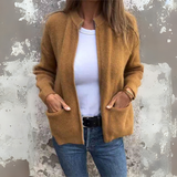 Leona – Women's knitted vest with classic cut