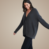 Gabriella – Women's oversized cardigan made of soft knitwear